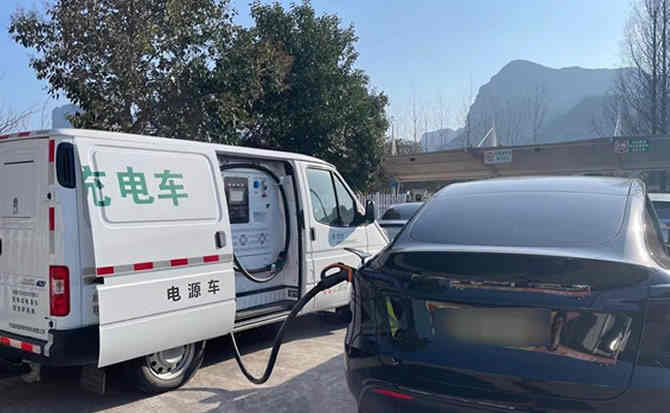 都江堰汽车搭电